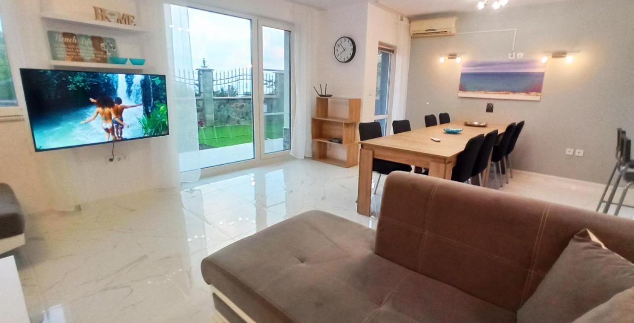 Arode Villa Ovidius - Apartments 巴尔奇克 外观 照片