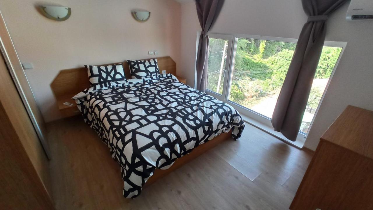Arode Villa Ovidius - Apartments 巴尔奇克 外观 照片